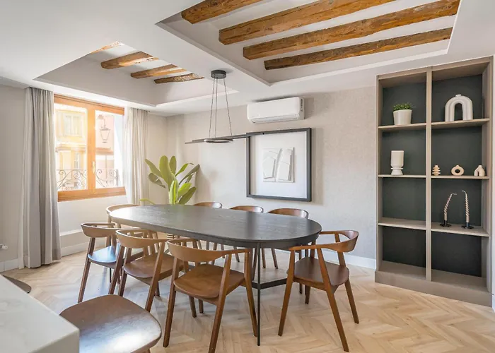 Location, Luxury & Style Best 4Bed In Madrid